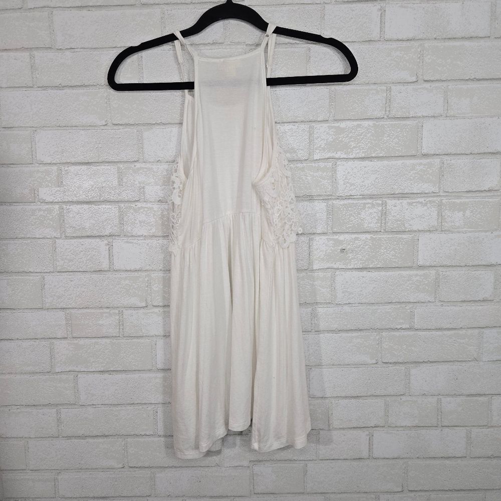 NWT Hem & Thread tank - Picture 9 of 11